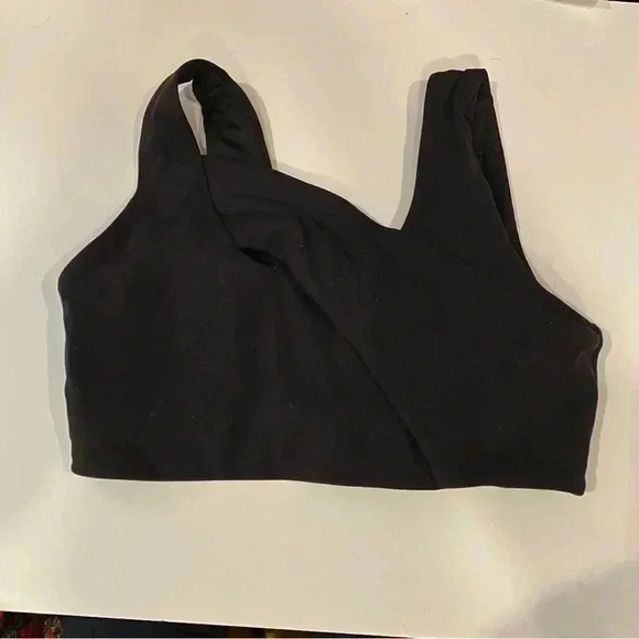 Lululemon Black Sport Bra - Picture 1 of 6